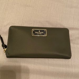 NWT Kate spade wallet
